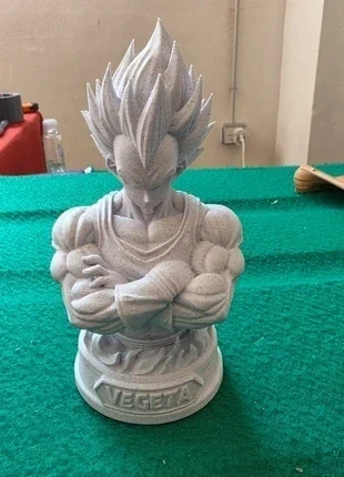 Busto Vegeta stampato in 3D – Statua decorativa da collezione
